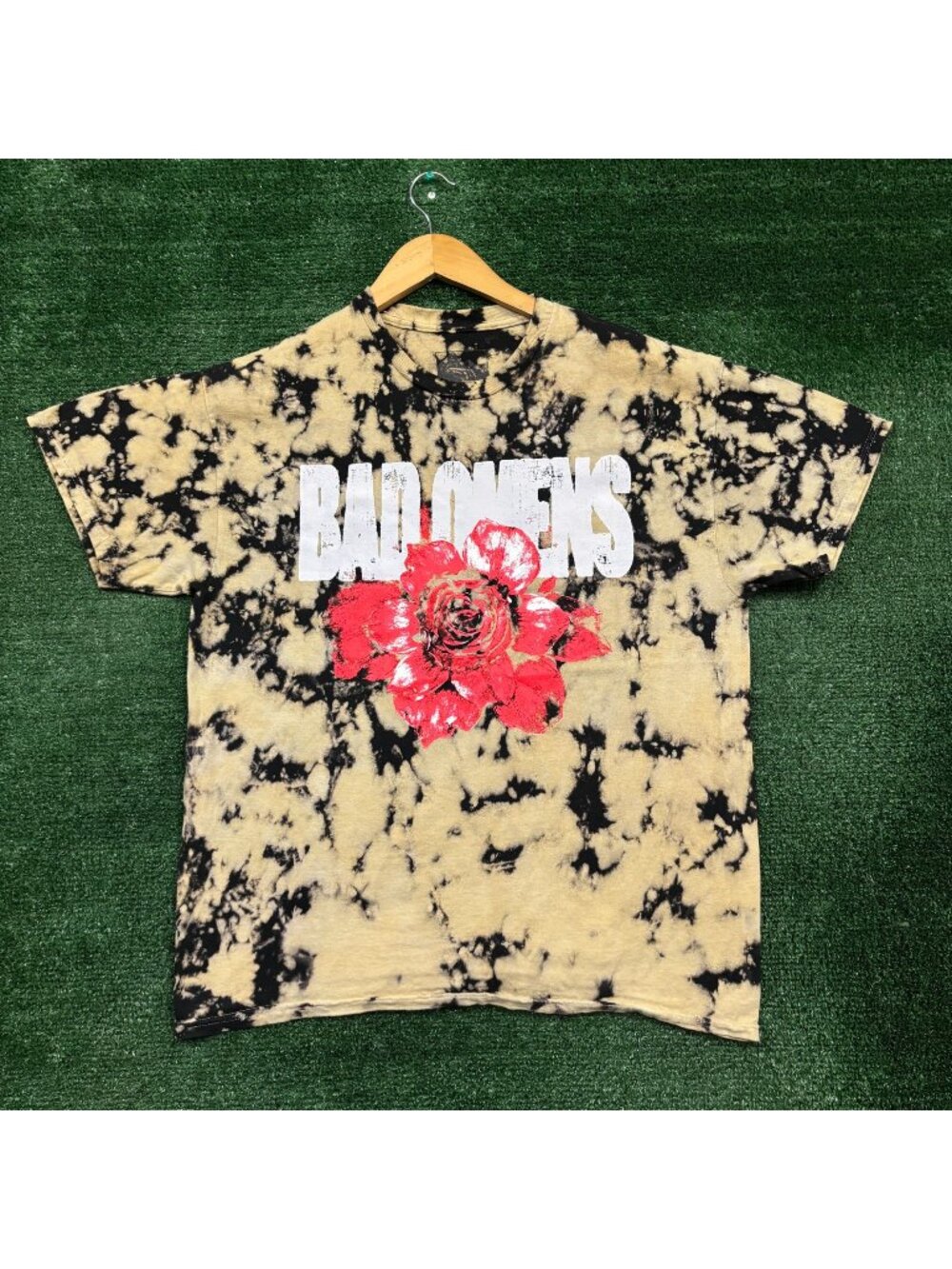 Bad Omens Roses Tie-Dye T-Shirt Size Medium